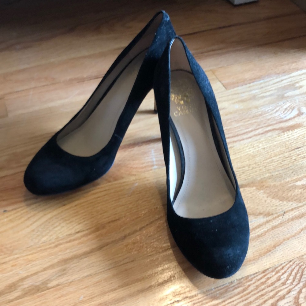 Vince Camino beautiful suede heels. Size 9.